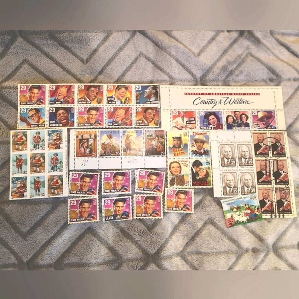 COLLECTIBLE  STAMPS